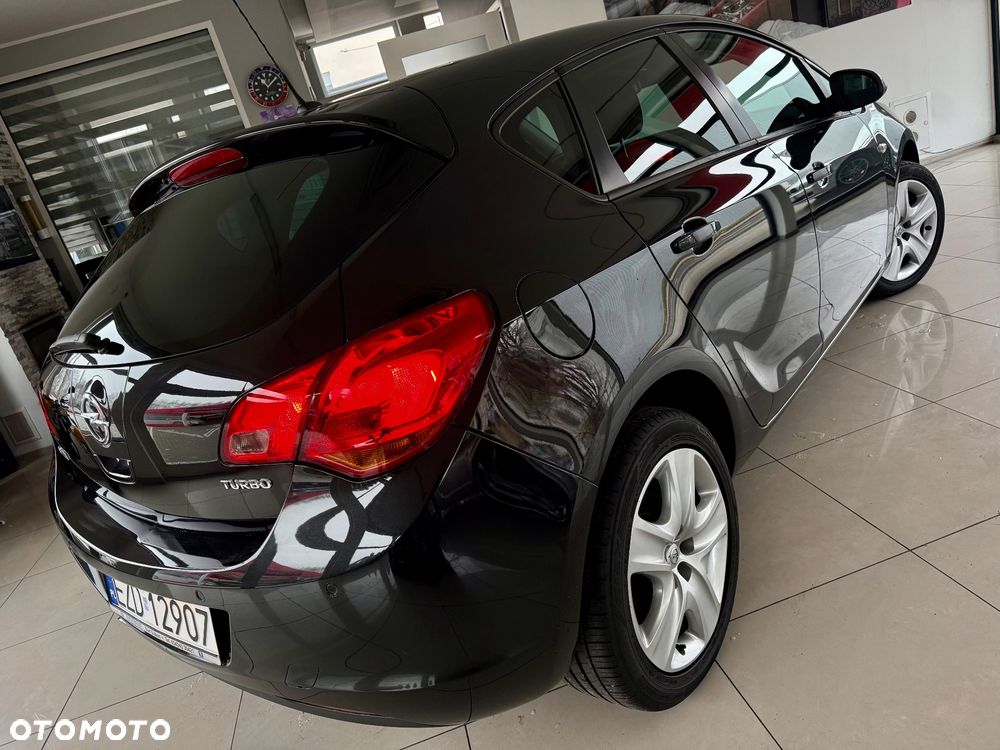 Opel Astra 1.4 Turbo - 22