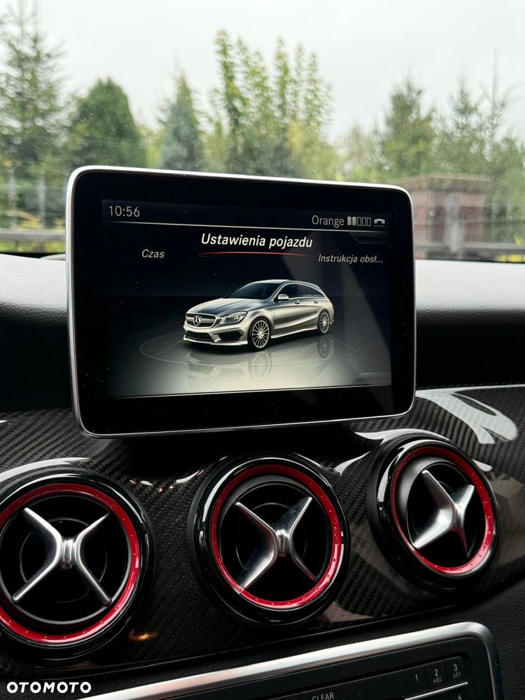 Mercedes-Benz CLA 45 AMG 4-Matic - 12