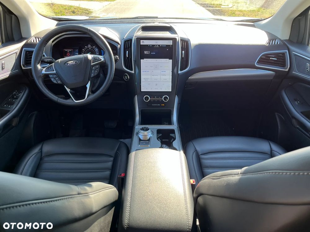 Ford Edge - 10