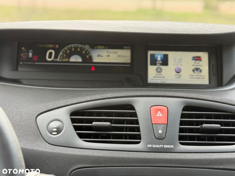 Renault Scenic 1.6 16V Expression - 14