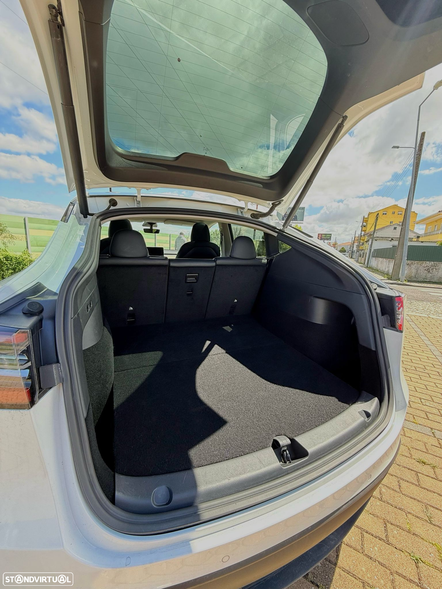 Tesla Model Y Long Range Tração Integral - 6