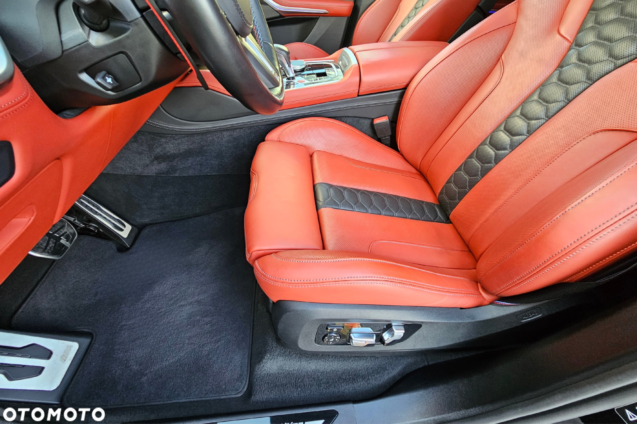 BMW X5 M Competition - 12