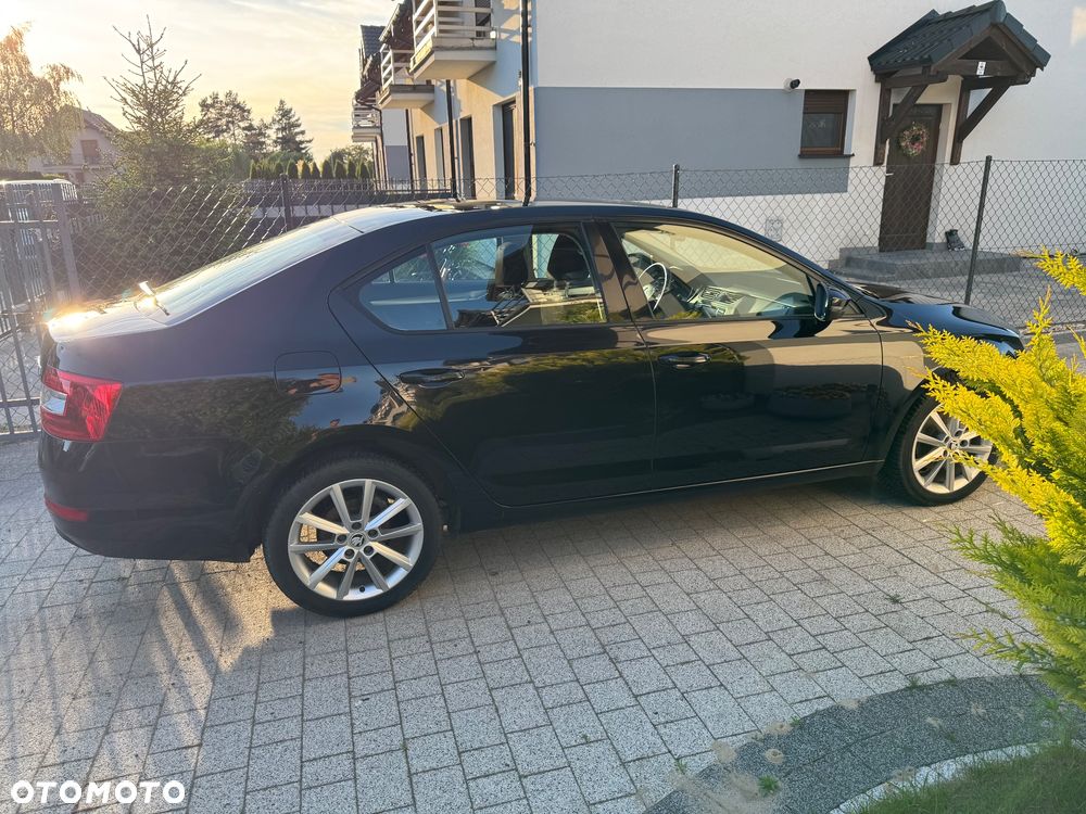 Skoda Octavia 1.4 TSI Style DSG - 5