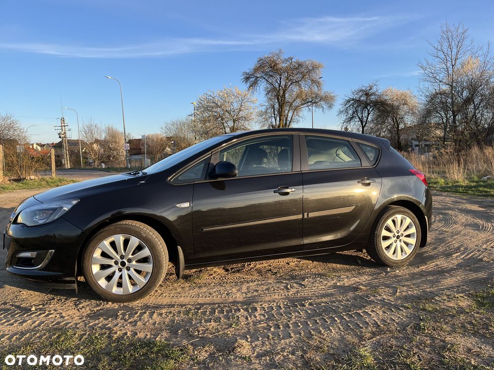 Opel Astra 1.4 T Enjoy - 4
