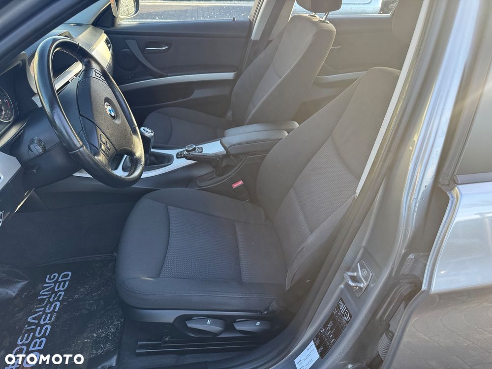 BMW Seria 3 316d - 18