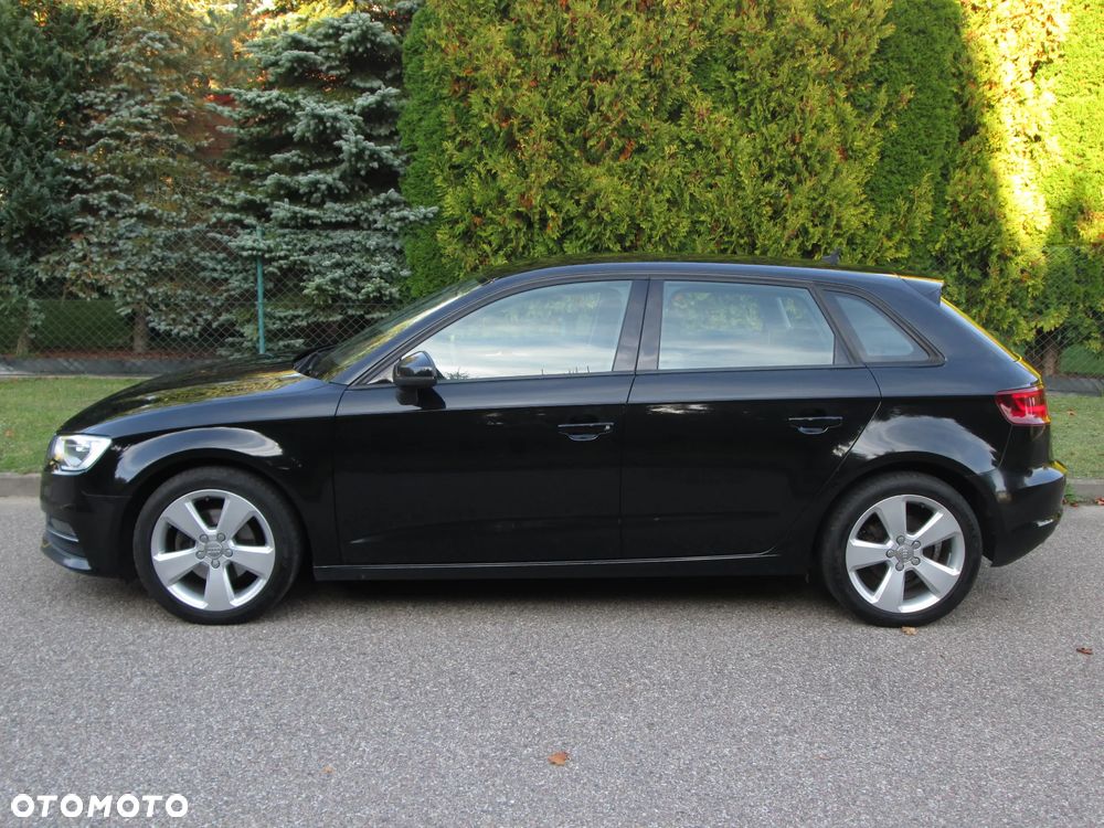 Audi A3 Sportback - 10