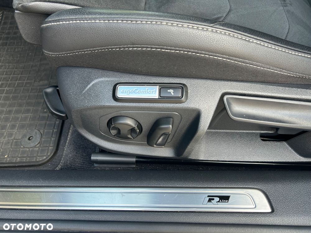 Volkswagen Arteon 2.0 TSI R-Line DSG - 19