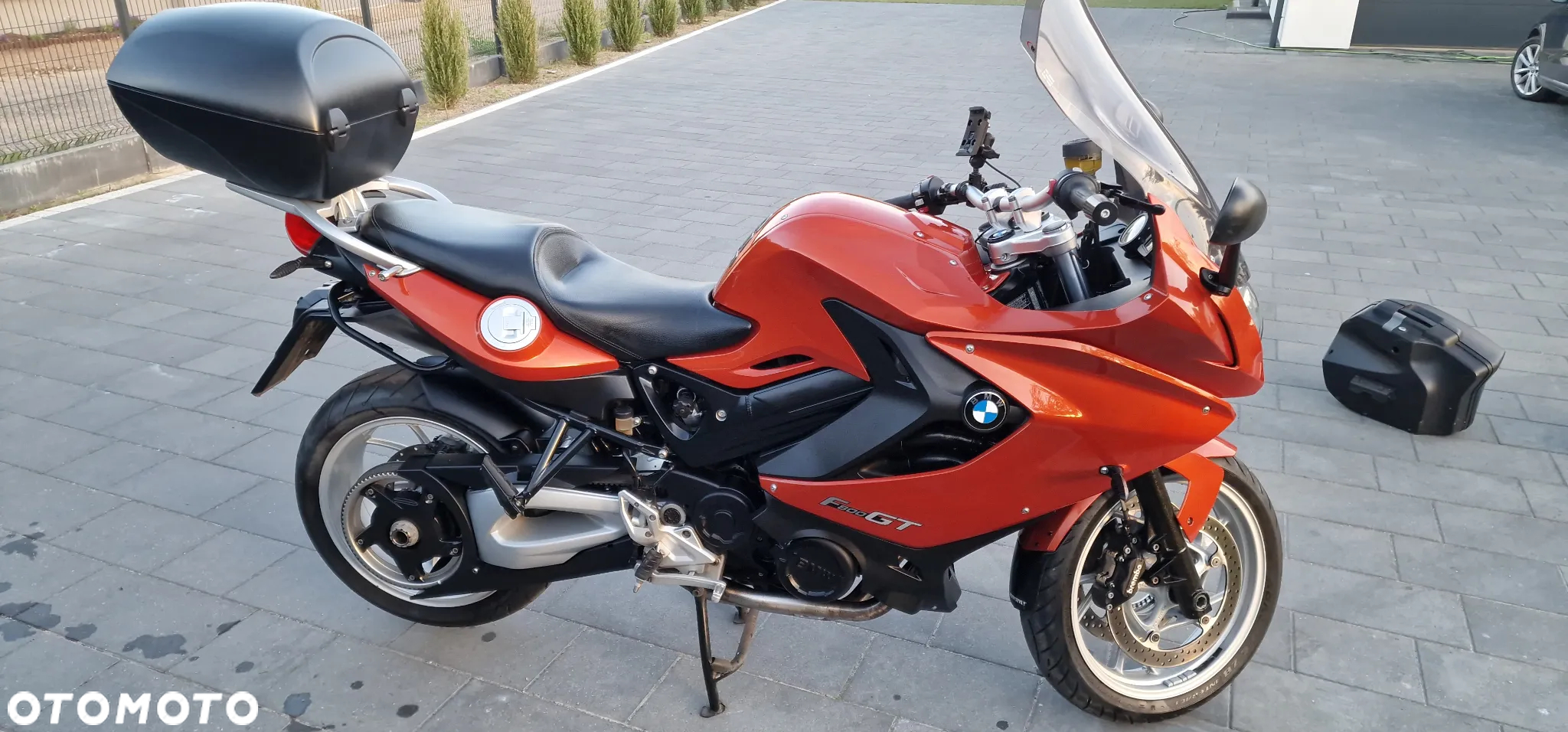 BMW F - 6