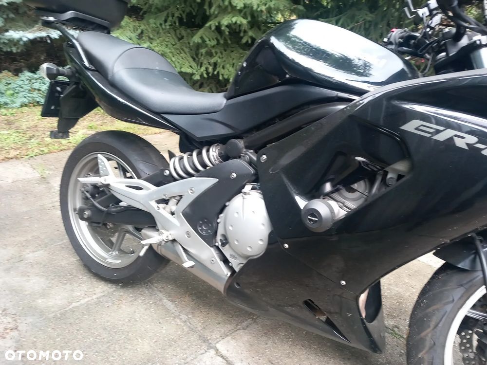 Kawasaki ER - 11