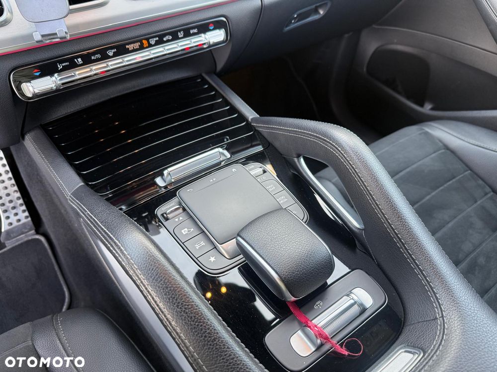 Mercedes-Benz GLE 300 d 4-Matic Premium Plus - 24