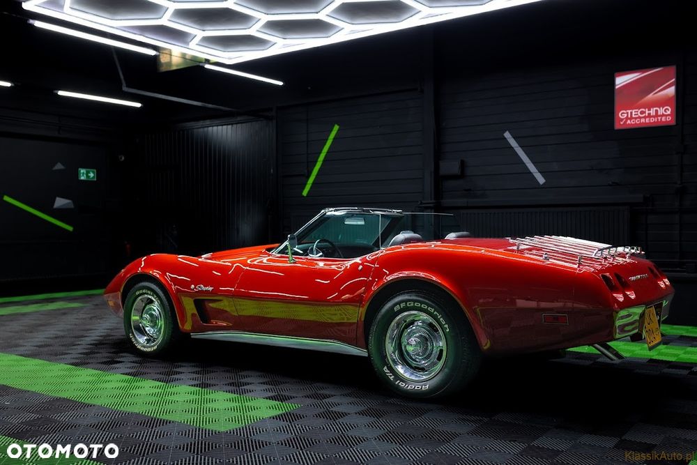 Chevrolet Corvette - 3