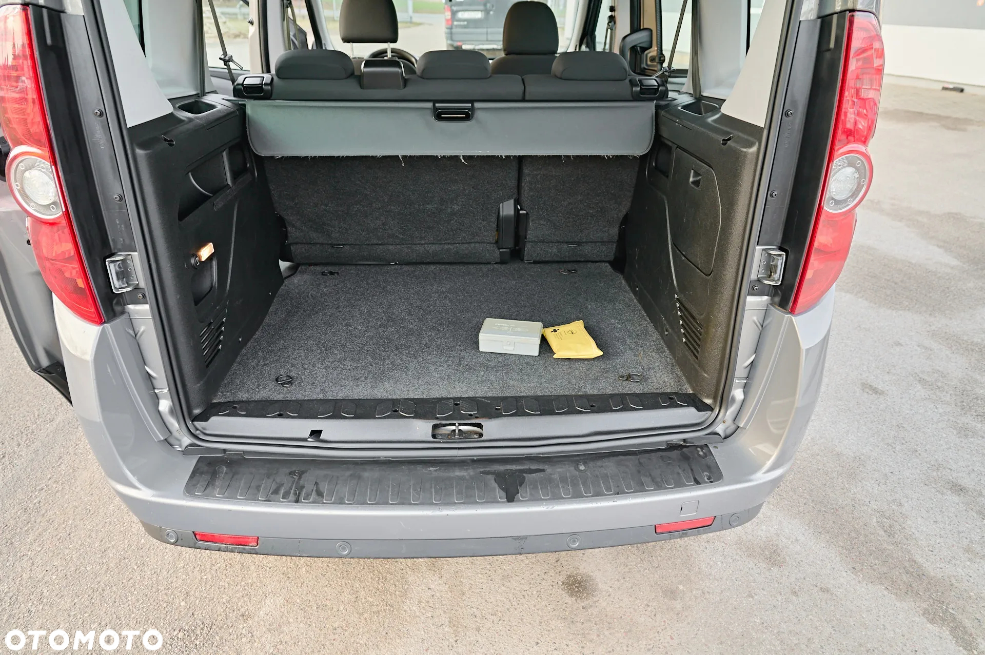 Opel Combo Tour 1.4 Enjoy Eu6 - 16