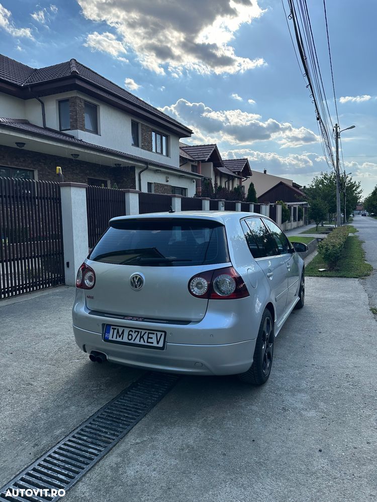 VOLKSWAGEN Golf 2005 — imagine 5