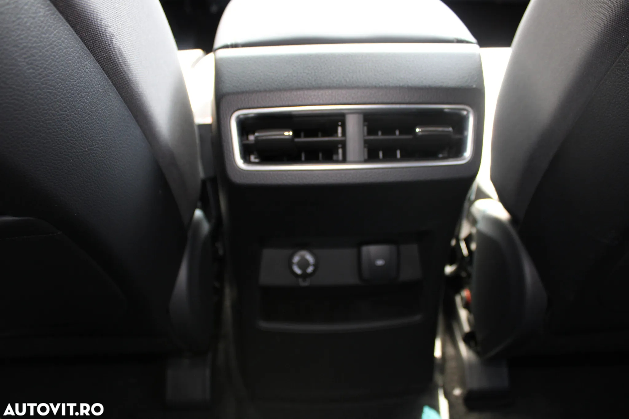 SsangYong REXTON 2.2 e-XDi 220 4WDAut. Amber - 15