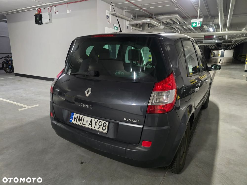 Renault Scenic 2.0 16V Luxe Privilege - 17
