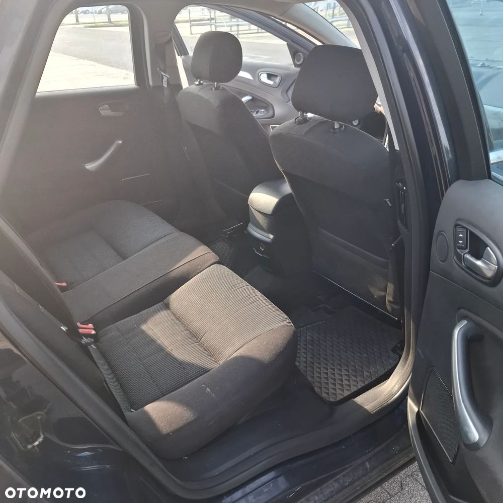 Ford Mondeo 2.0 TDCi Titanium - 10
