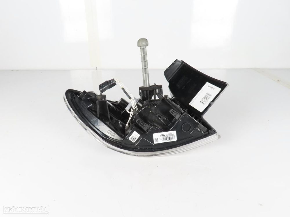 Farolim LED Direito/Trás Usado / Original RENAULT Clio V Hatchback (B7) 26550206... - 4