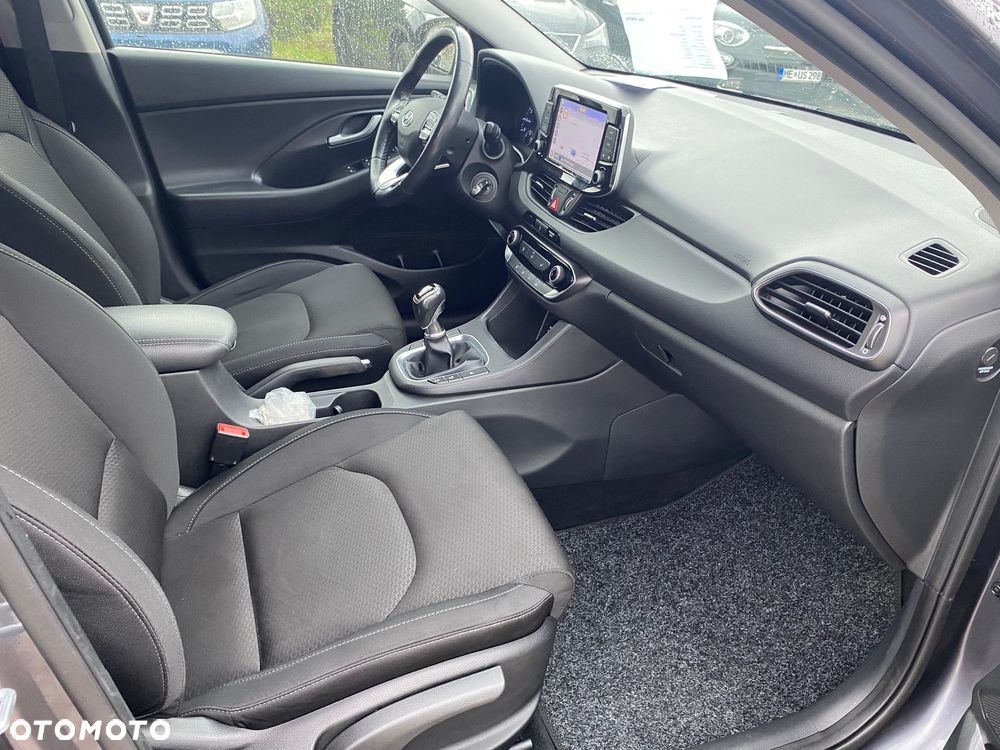 Hyundai i30 N Fastback 1.4 T-GDI Line - 24