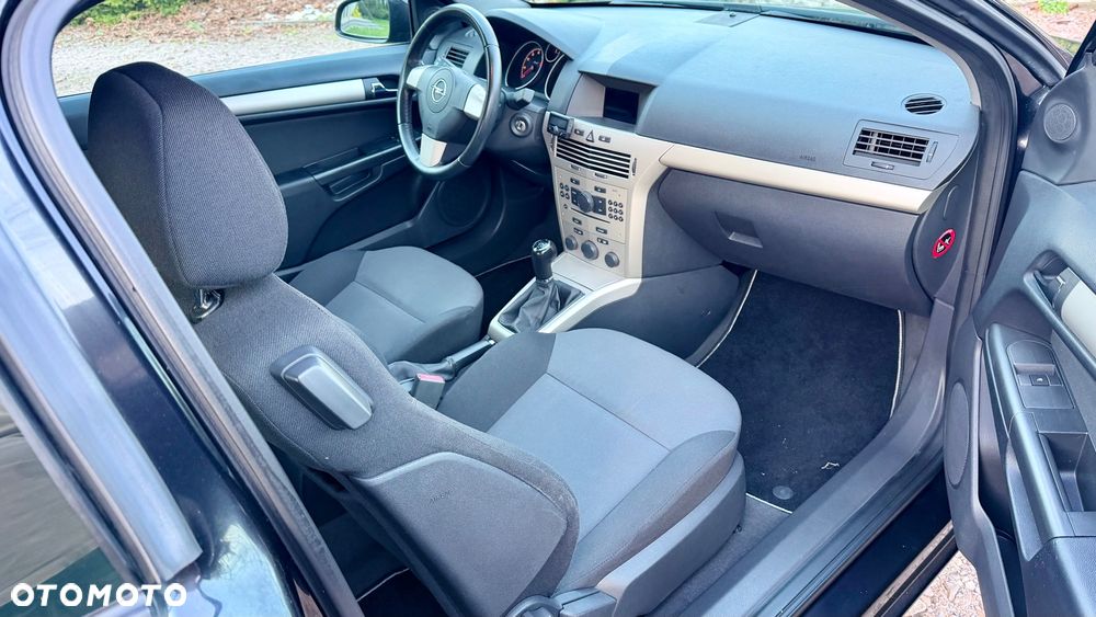 Opel Astra 1.4 - 4