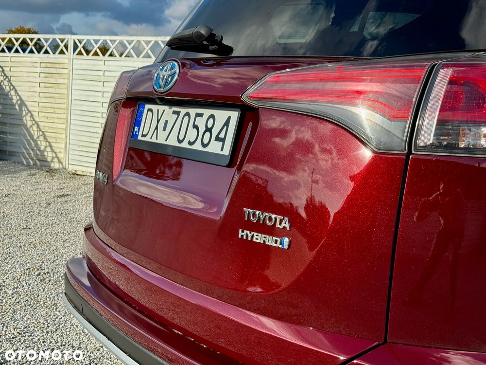 Toyota RAV4 Hybrid Premium 4x4 - 28