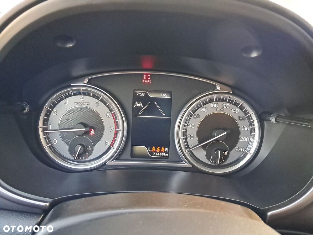 Suzuki Vitara 1.4 Boosterjet SHVS Comfort Plus 2WD - 14