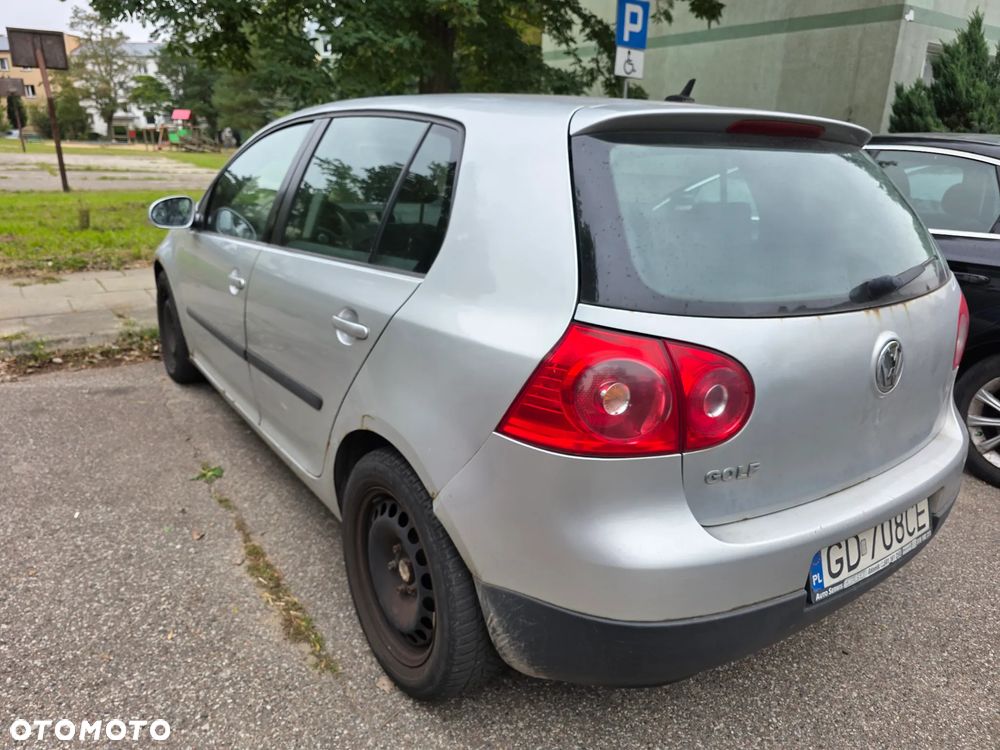Volkswagen Golf V 1.9 TDI Q-Line - 3