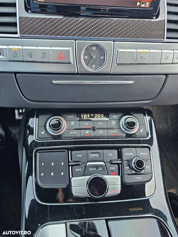 Audi S8 Plus 4.0 TFSI quattro Tiptronic - 31