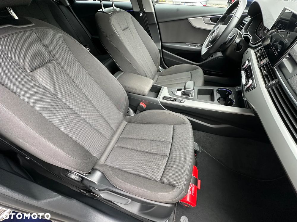 Audi A4 ver-35-tdi-mhev-advanced-s-tronic - 14