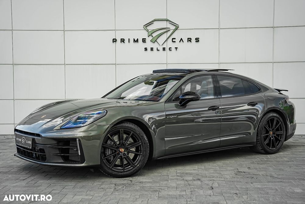 Porsche Panamera 4 E-Hybrid - 40