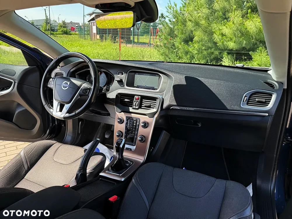 Volvo V40 D2 Momentum - 31