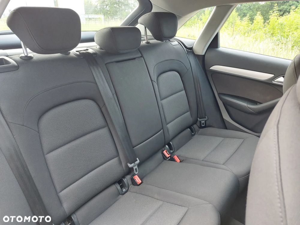 Audi Q3 - 22