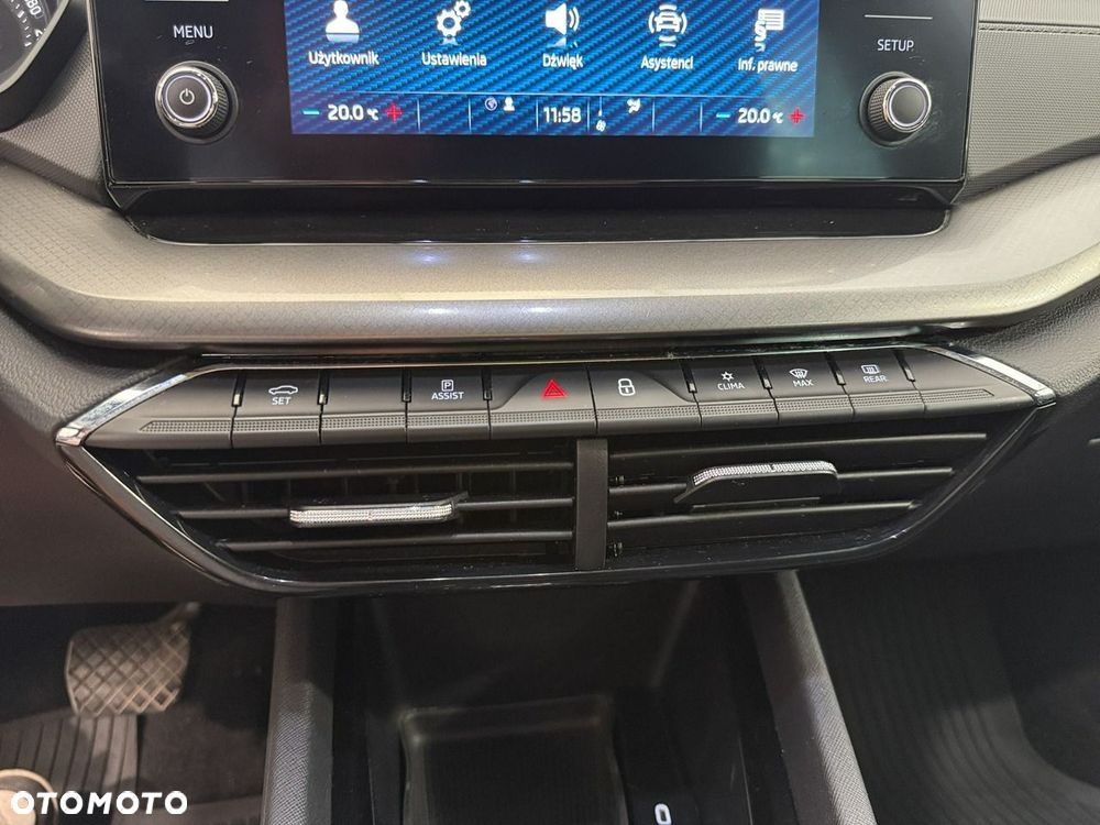 Skoda Octavia 2.0 TDI Ambition DSG - 22