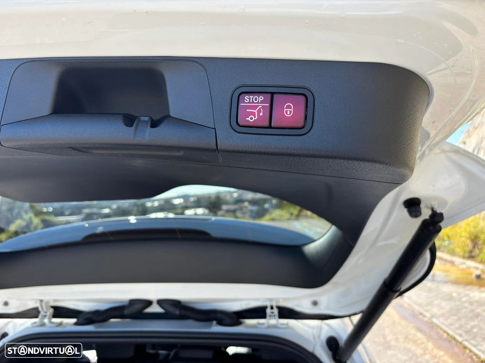 Mercedes-Benz EQB 350 4Matic AMG Line - 8