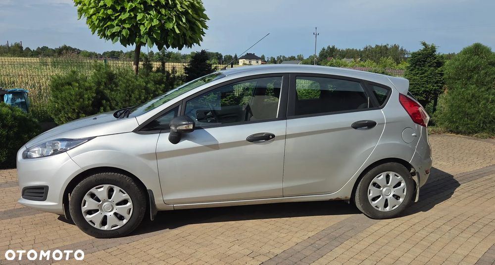 Ford Fiesta 1.25 Ambiente - 1
