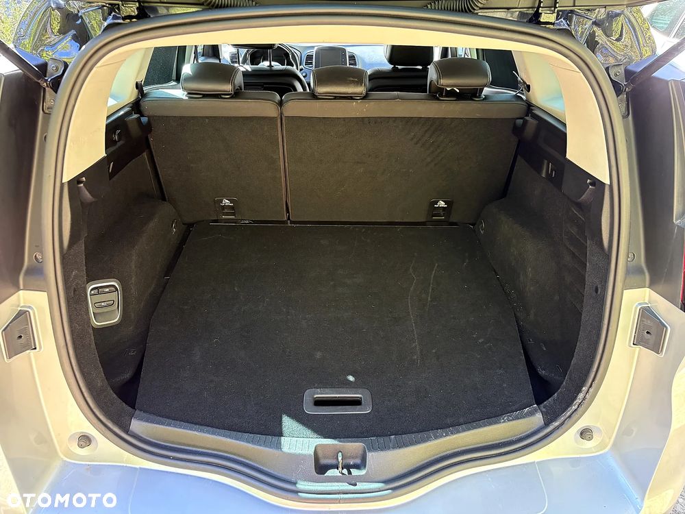 Renault Grand Scenic 1.6 dCi Bose EDC - 6
