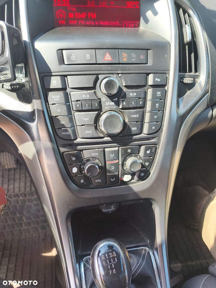Opel Astra 1.4 ecoFLEX - 10