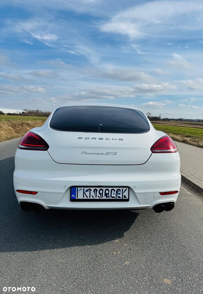 Porsche Panamera - 6