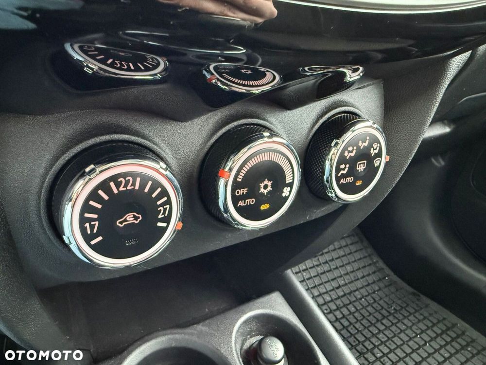 Mitsubishi ASX 1.6 Invite - 18