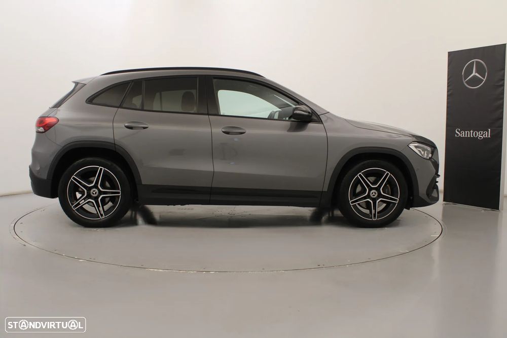 Mercedes-Benz GLA 180 d AMG Line - 4