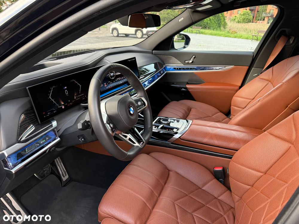 BMW Seria 7 740d xDrive mHEV sport - 10