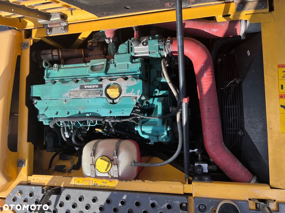 Volvo EW140C - 19