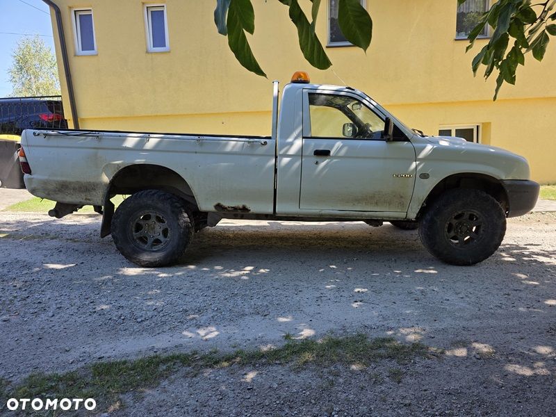 Mitsubishi L200 - 3