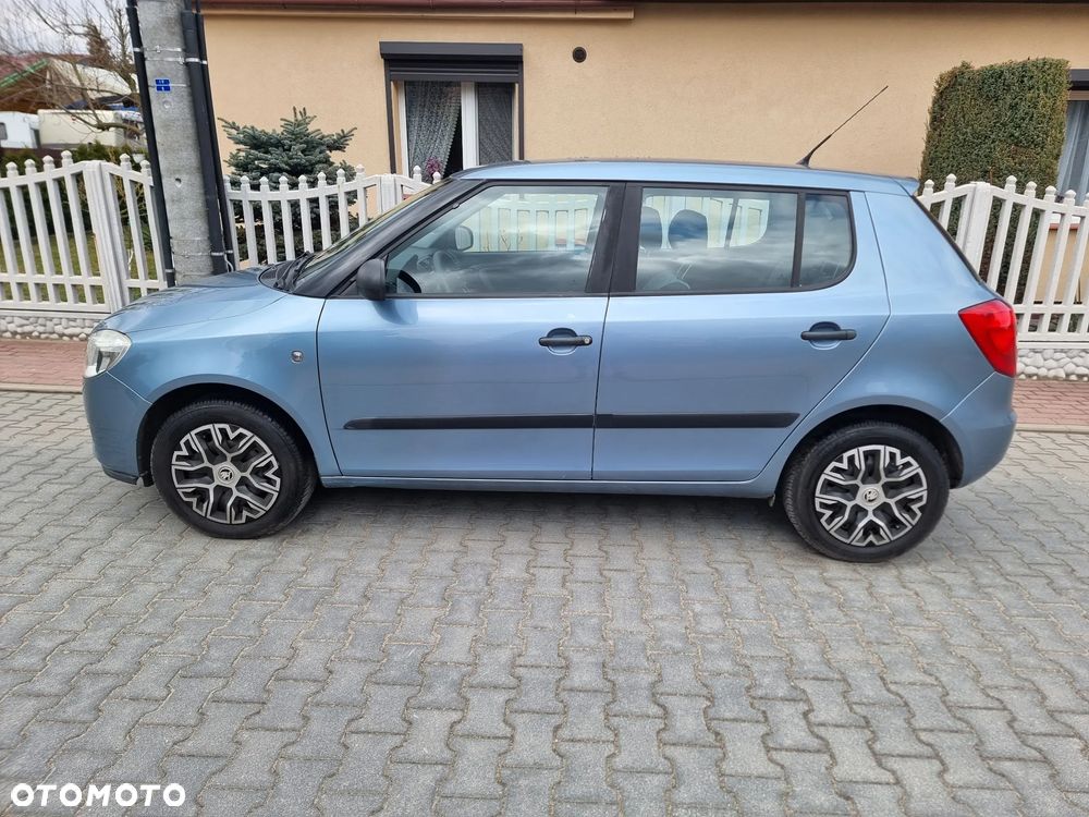 Skoda Fabia - 8