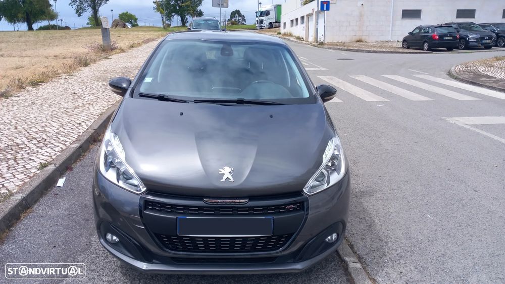 Peugeot 208 1.2 PureTech GT Line - 3