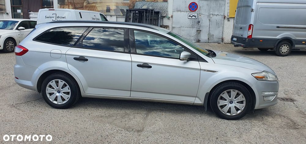 Ford Mondeo 2.0 TDCi Platinium X Plus (Titanium) - 8