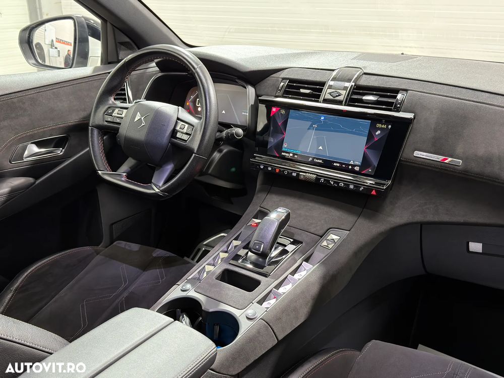 DS Automobiles DS 7 Crossback DS7 1.5 BlueHDi 130 S&S EAT8 PERFORMANCE LINE + - 5