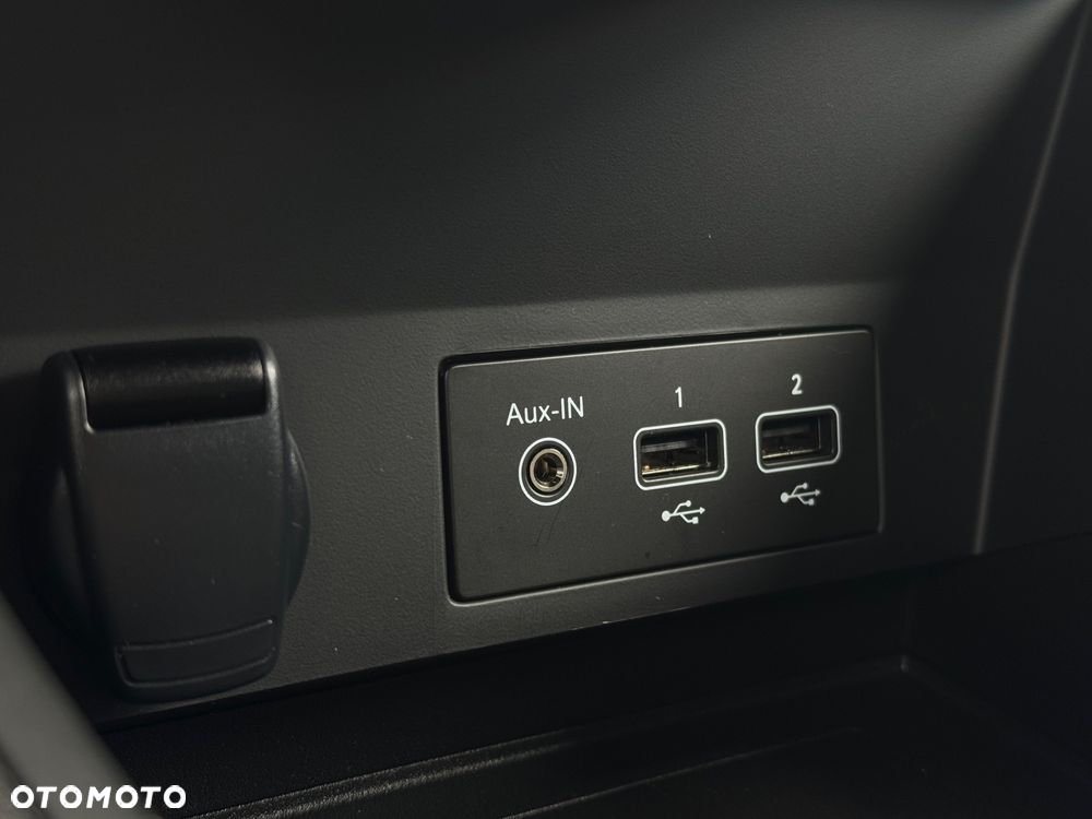 Renault Captur TCe 100 EXPERIENCE - 34