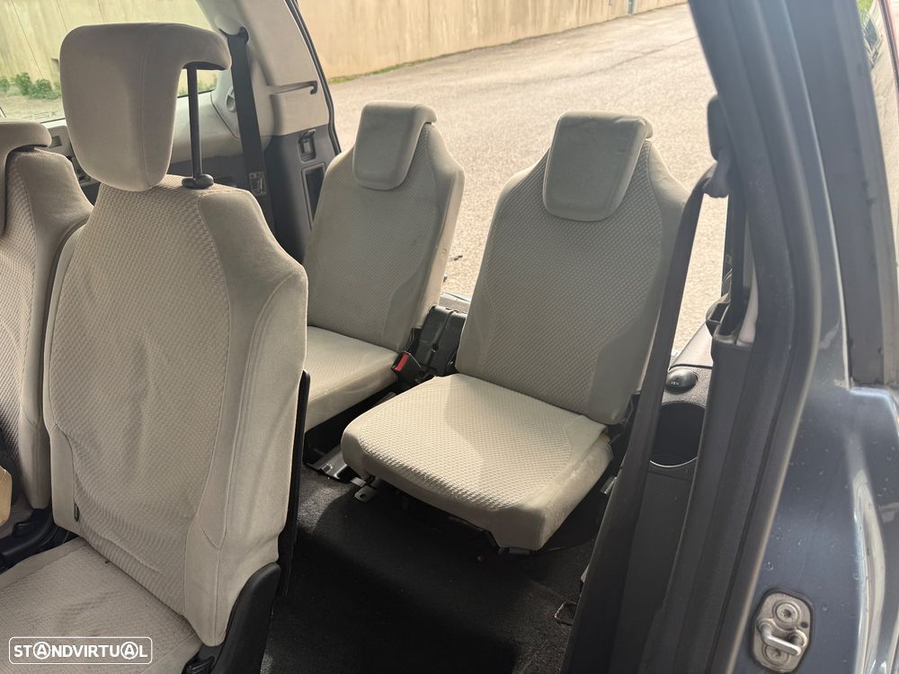 Citroën C4 Grand Picasso - 10