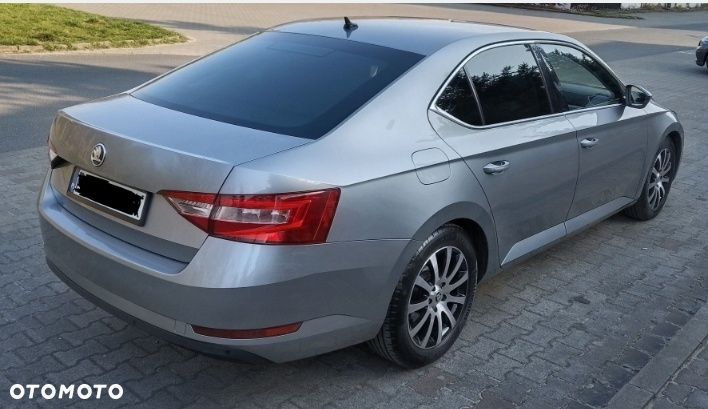 Skoda Superb 1.6 TDI Ambition DSG - 3