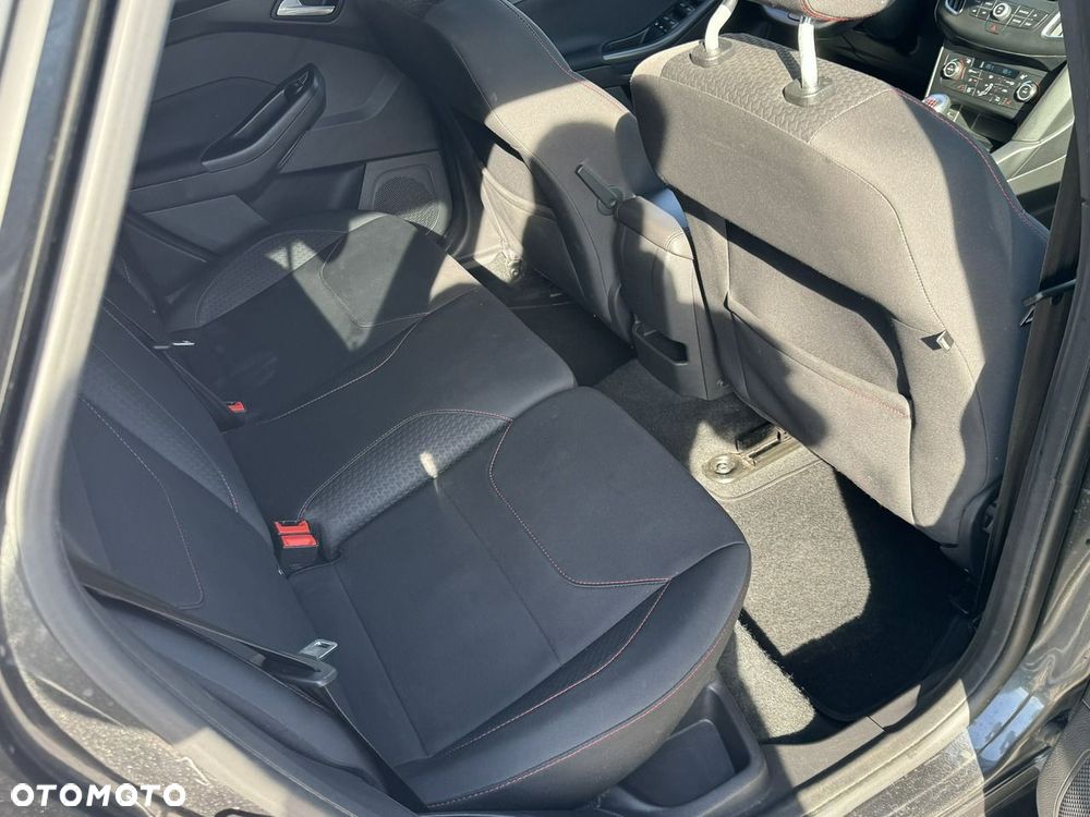 Ford Focus 2.0 EcoBlue ST-Line Business - 31